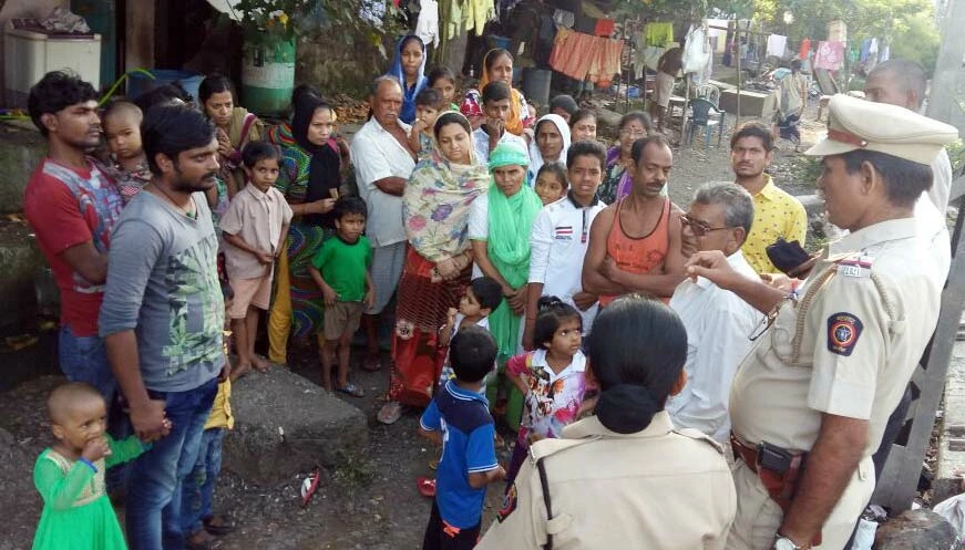रेल्वे पोलिसांची जनजागृती